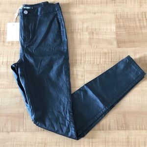 COPY - MISSGUIDED Long High Waisted Skinny Jeans